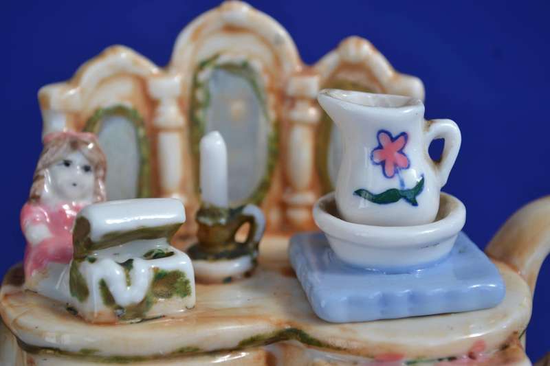 Paul Cardew Collectable Miniature Tea Pot