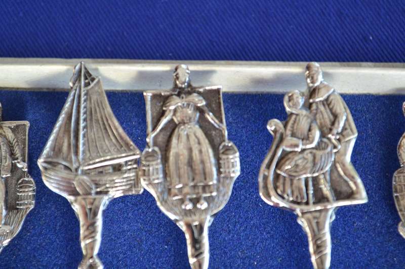 Royal Dutch Silverworks (Elwezetta) Set of 6 Boxed Charm  Style Spoons