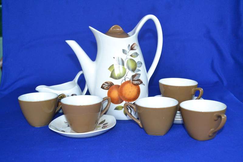 True Vintage Midwinter Coffee Set c1950's - 12 Pieces