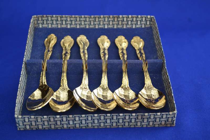 Vintage Boxed Set of Six Gold 24 kt Plated Tea Spoons