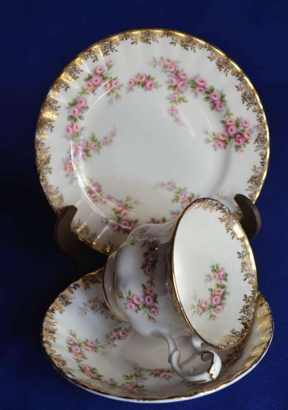 Royal Albert Dimity Rose Tea Trio
