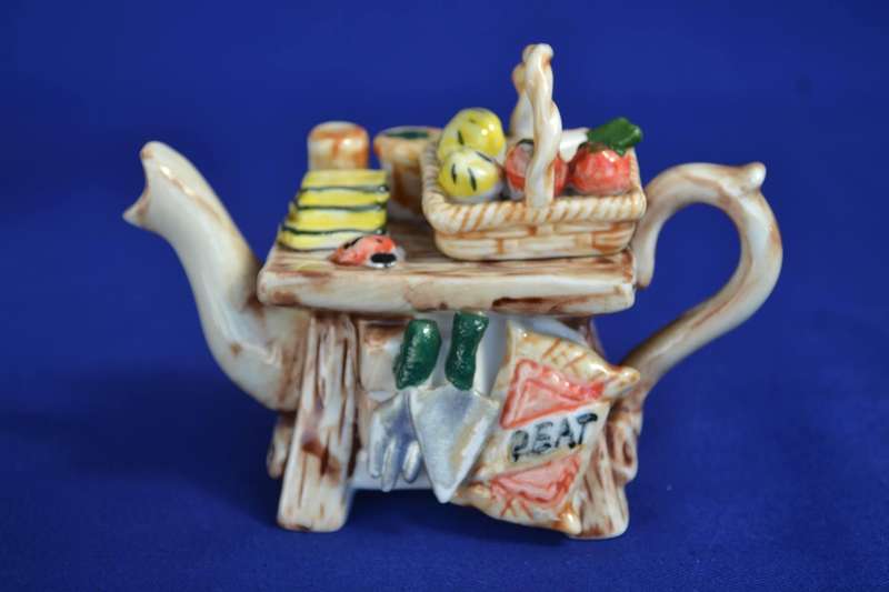 Paul Cardew Collectable Miniature Tea Pot