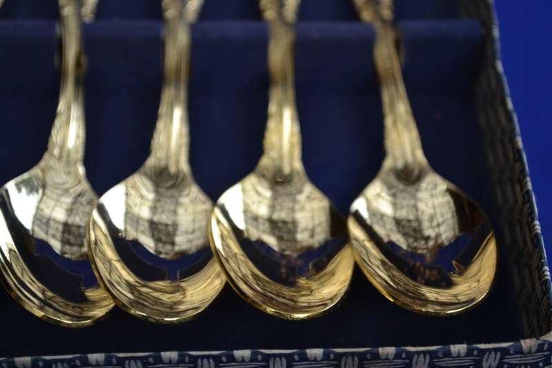 Vintage Boxed Set of Six Gold 24 kt Plated Tea Spoons