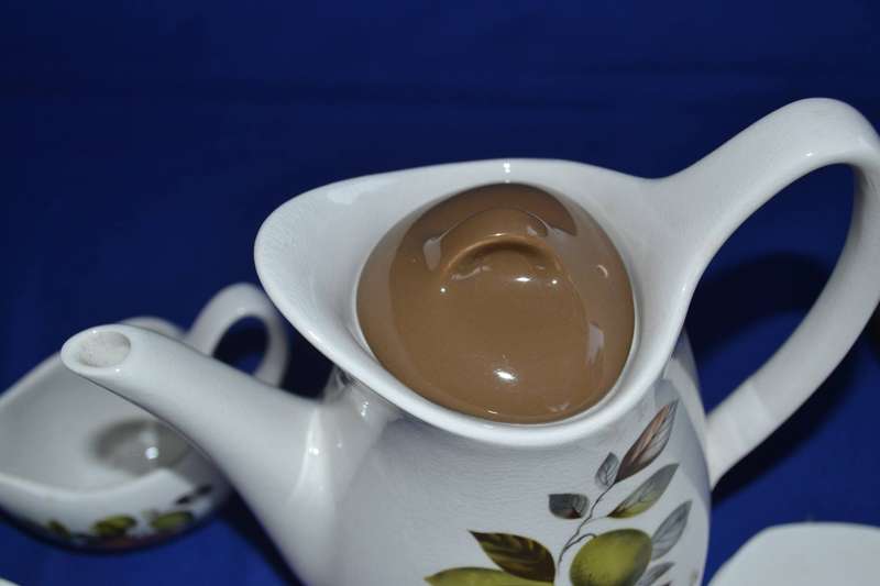 True Vintage Midwinter Coffee Set c1950's - 12 Pieces