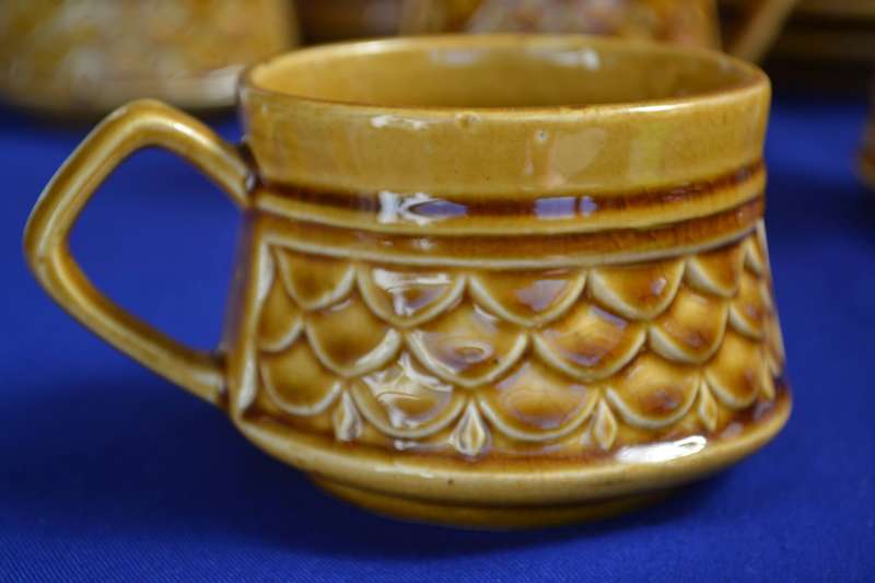 Retro Fish Scale Design Coffee Set c1970 - Japan - 12 Pieces