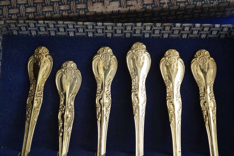 Vintage Boxed Set of Six Gold 24 kt Plated Tea Spoons