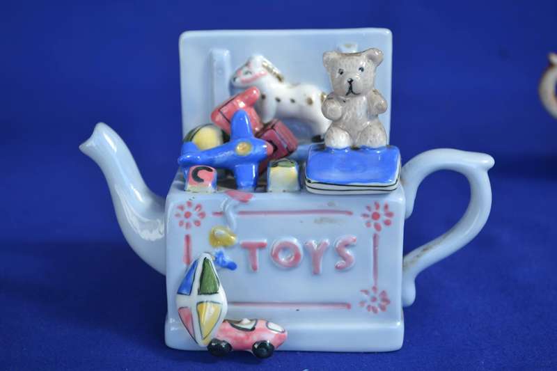 Paul Cardew Collectable Miniature Tea Pot