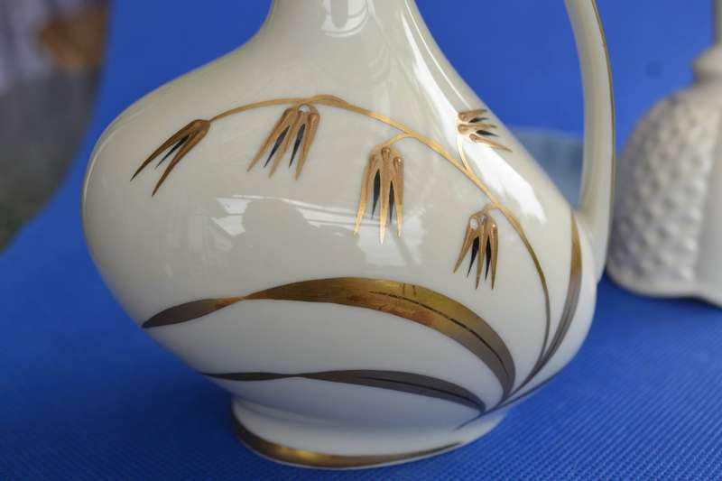 Selection of Vintage Porcelain Items 3 Pieces