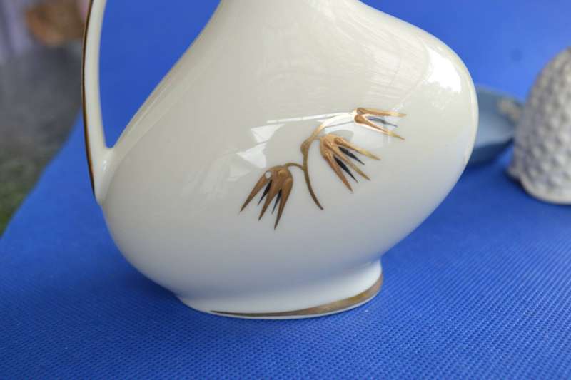 Selection of Vintage Porcelain Items 3 Pieces