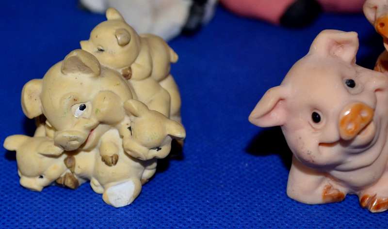 Assorted Small Ornaments - Pigs and Other Animals