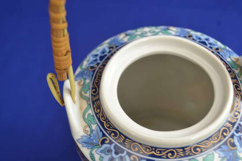 True Vintage Imperial Imari Tea Pot with Bamboo Handle