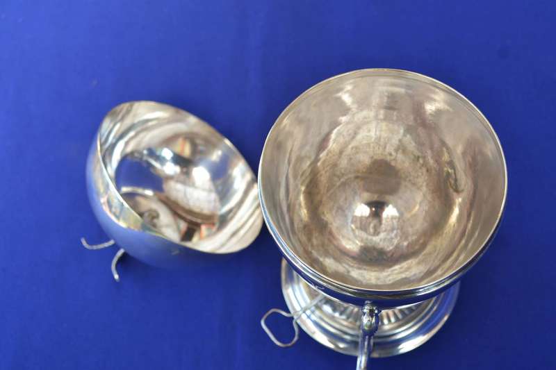 Antique Victorian Benetfink & Co England   Silver Plated Egg Coddler / Warmer