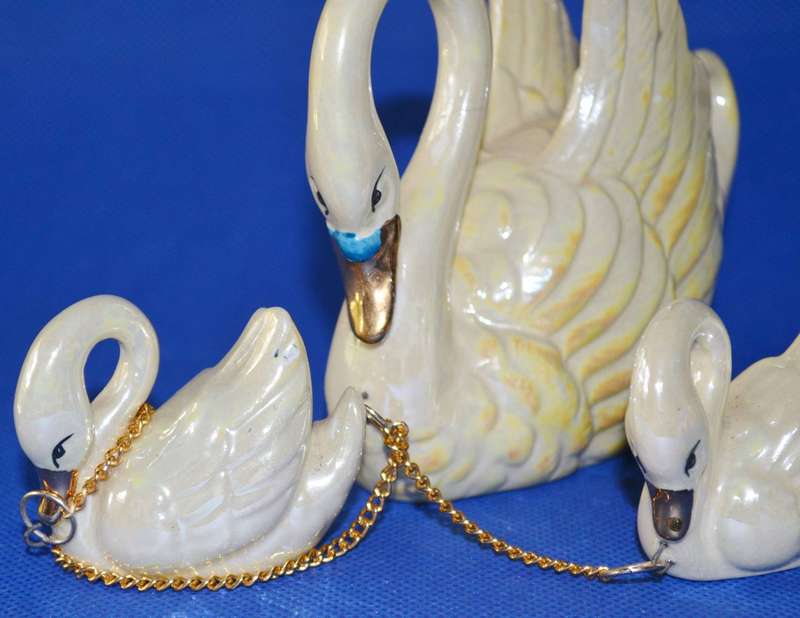 Small Vintage lustre Ware Swan Ornaments - 5 Pieces