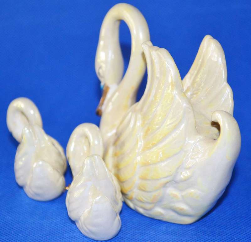 Small Vintage lustre Ware Swan Ornaments - 5 Pieces