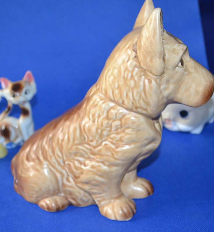 Selection of Small Porcelain Animal Figures
