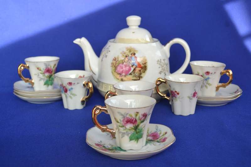 Fine Bone China Demitasse Cups and Saucers, and Tea Pot - Japan