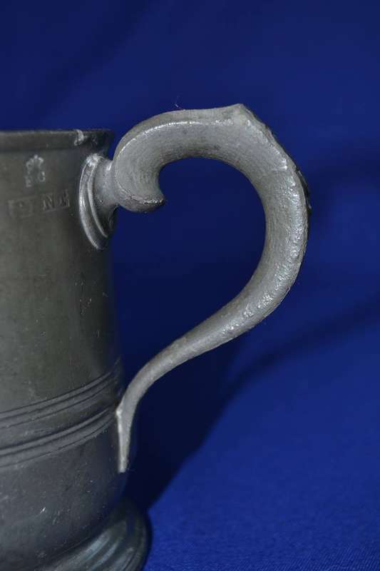 Vintage British Pewter 1 Pint Tankard