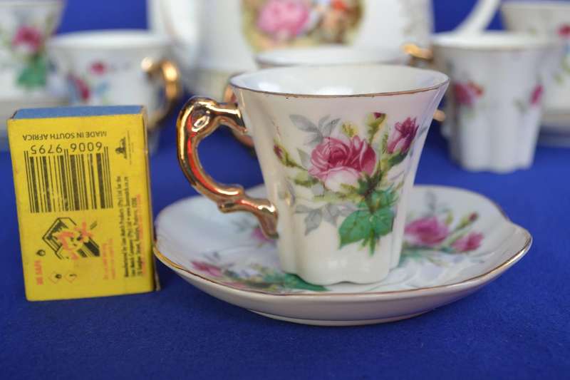 Fine Bone China Demitasse Cups and Saucers, and Tea Pot - Japan