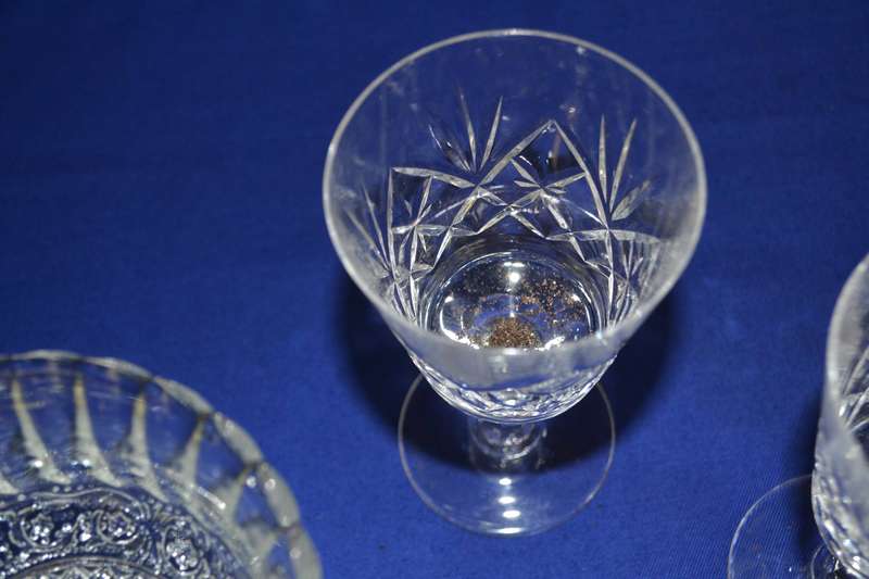Selection of Assorted Crystal and Cut Glass Items - 4 Pieces