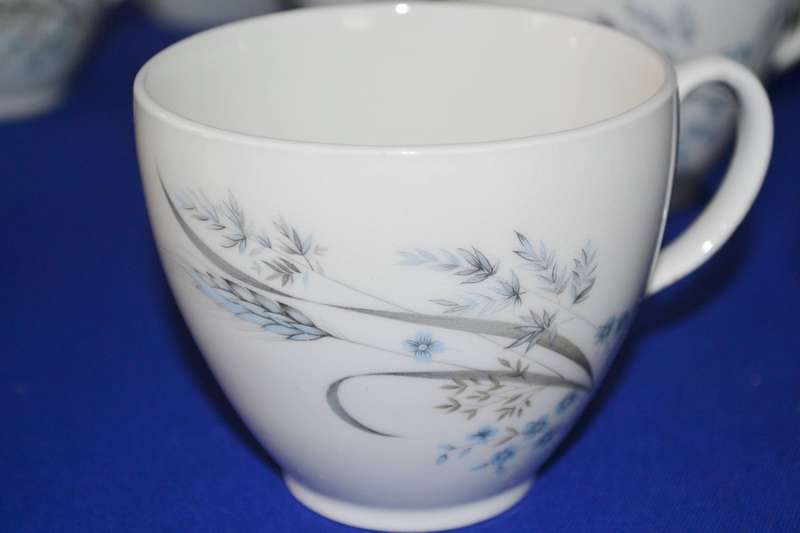 Vintage Johnson Bros Ironstone Trios (6) and Large Milk Jug Ftom the Snowhite Range