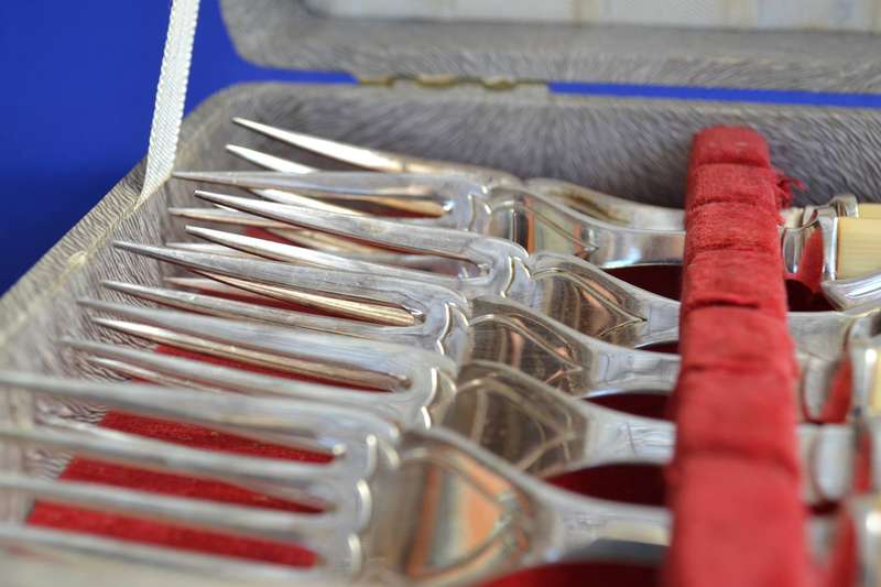 Vintage Yeoman Silver Plate Engraved Fish Knife and Fork Set - Boxed