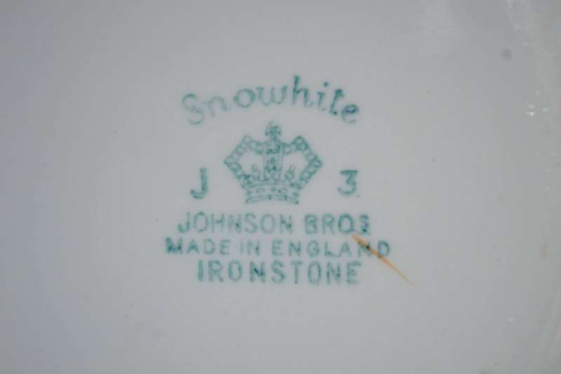 Vintage Johnson Bros Ironstone Trios (6) and Large Milk Jug Ftom the Snowhite Range
