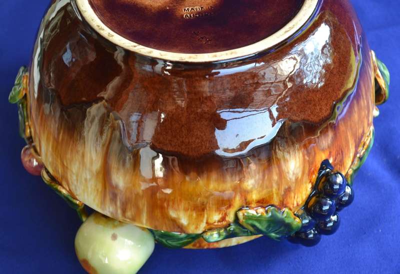 St Peters Grax - Austria Majolica Bowl with Lid