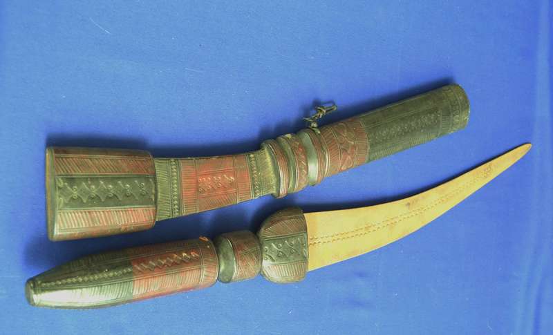 Tuareg Dagger / Knife with Etched Blade in Leather Sheath - Vintage