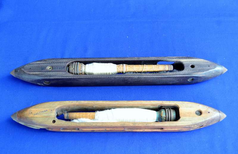 Vintage Wooden Weaving Flying Shuttles
