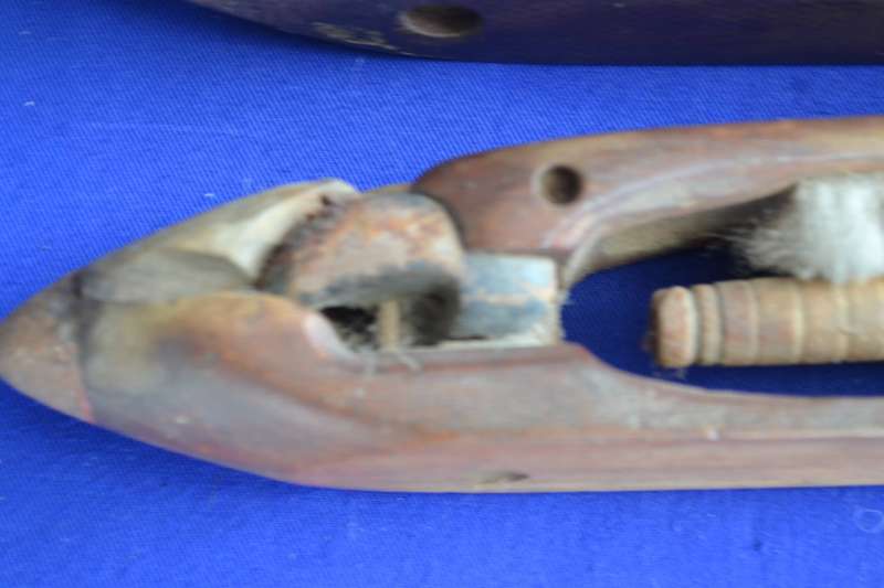 Vintage Wooden Weaving Flying Shuttles