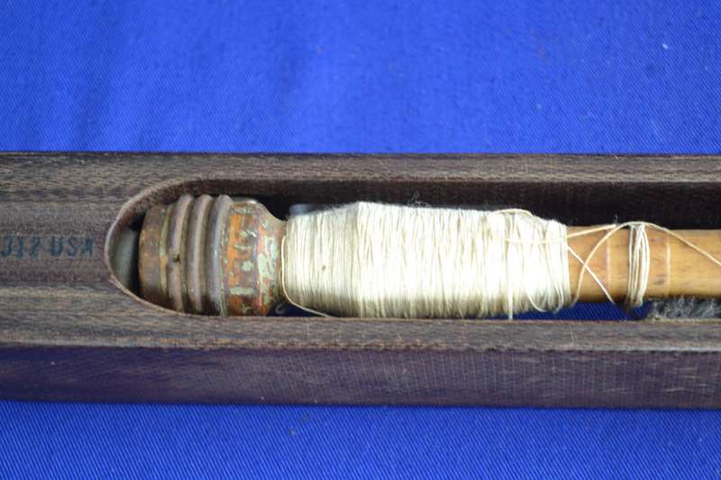 Vintage Wooden Weaving Flying Shuttles