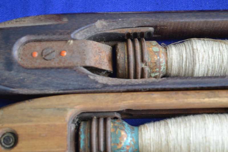 Vintage Wooden Weaving Flying Shuttles