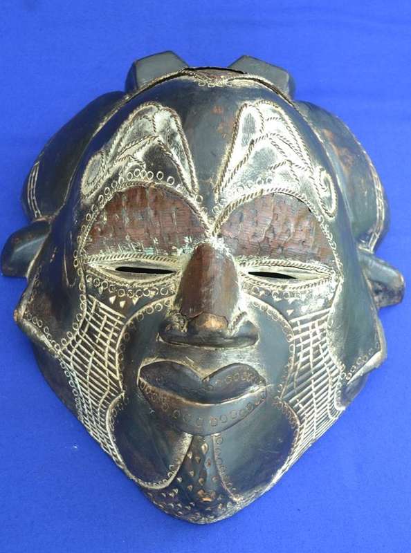 Vintage Rare Collectable Chokwe Ceremonial Mask
