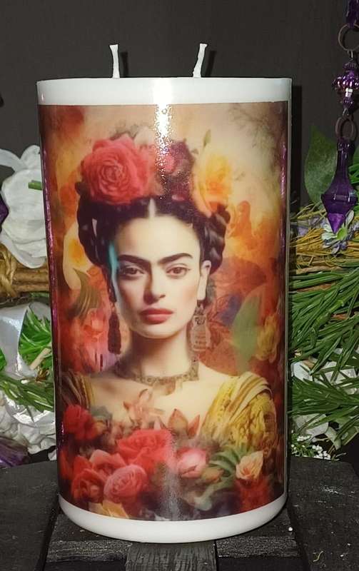 Large Hand Poured Scented Candle with Frida Kahlo Design