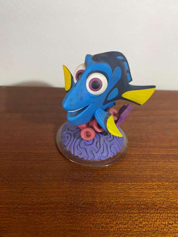 Disney Infinity Character- Dory and Nemo play-set box