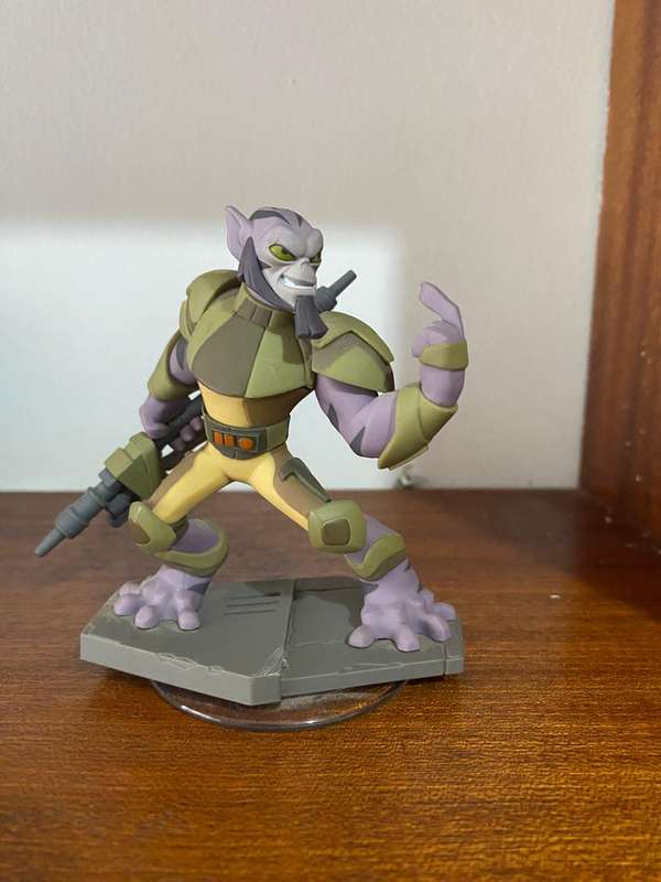 Disney infinity character- Zeb Orrelios