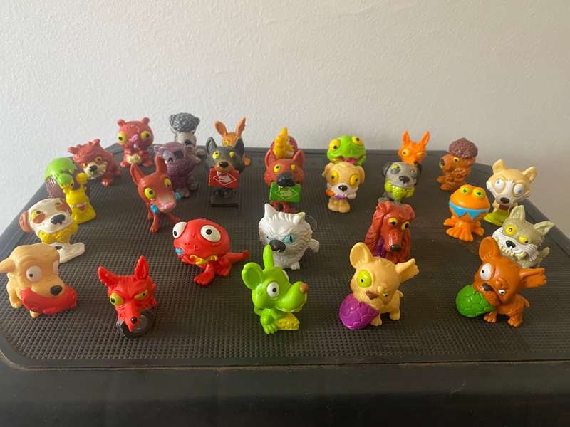 The ugglys pet shop ( all 74 ugglys)