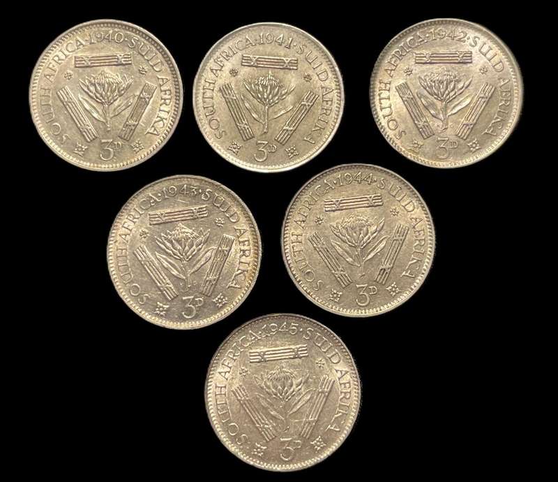 Scarce Complete 1940 - 1945 SA Union Silver 3 pence (Tickey) coin set - All are in a good condition