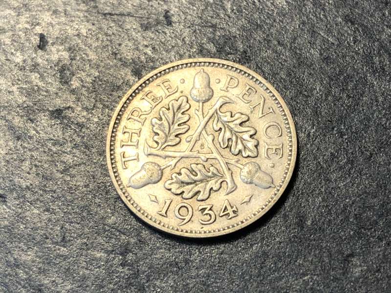SILVER 1934 British 3 pence (tickey) coin - King George V