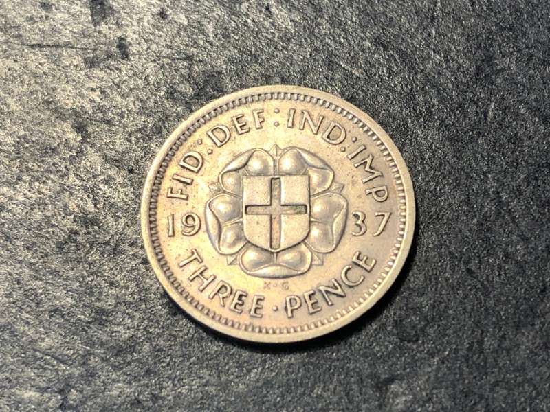 SILVER 1937 British 3 pence (tickey) coin - King George VI