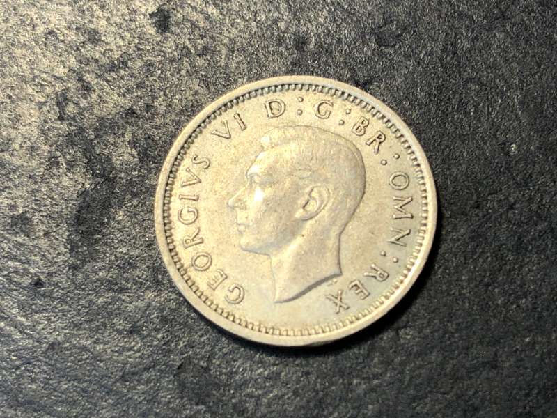 SILVER 1941 British 3 pence (tickey) coin - King George VI