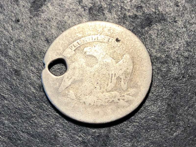 Rare 1822/3 Overdate American SILVER 10 cent (dime) coin - High catalogue value