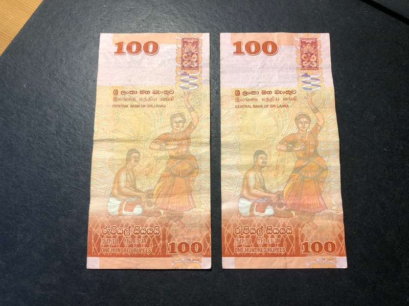 Pair of 100 Rupees banknotes from Sri Lanka - Dated 2010