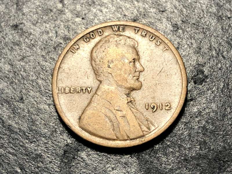 1912 American Wheat penny (1 cent) Bronze coin - No mintmark