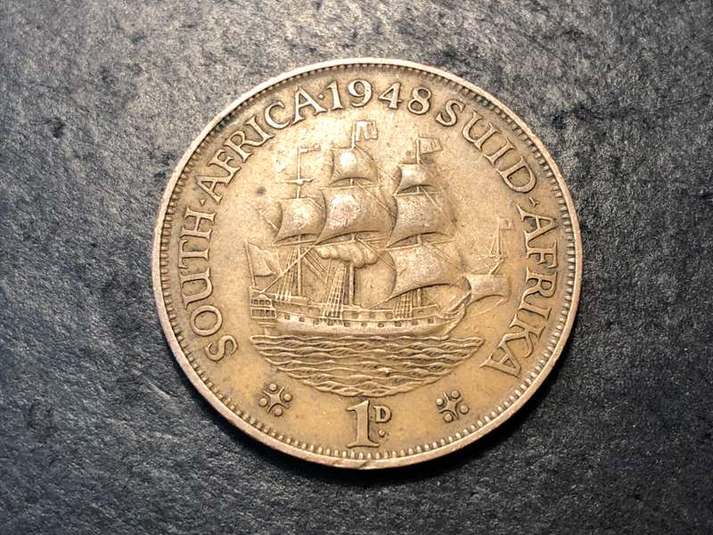 Union of South Africa 1948 Bronze 1 penny coin - No dot after date - As per photo