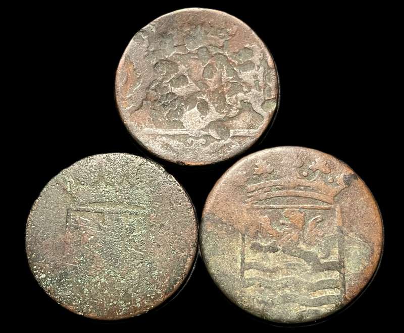 Nice old VOC Shipwrecked copper 1 Duit coins - 2 available - Price is per coin