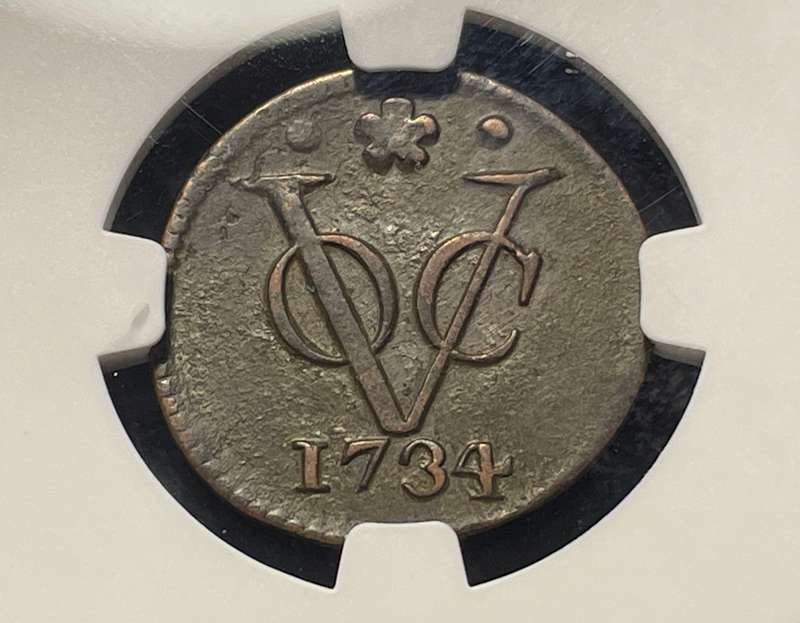 Very Nice with original surfaces 1734 Bronze VOC duit - NGC graded XF45 BN - Rotated die error