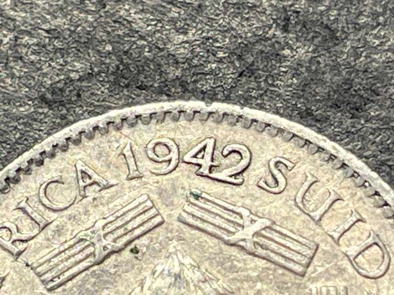 SILVER 1942 King George VI South African 6 pence (6d) coin