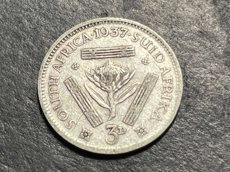 SILVER 1937 King George VI South African 3 pence (3d) coin - Tickey