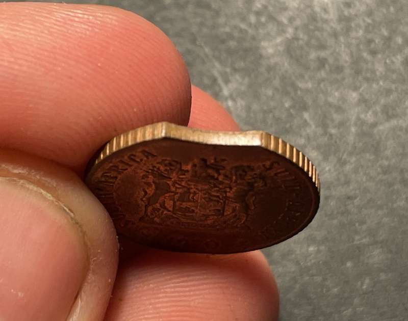 Nice Error 1970 RSA 1/2 cent coin in AU+ - Clipped planchet error